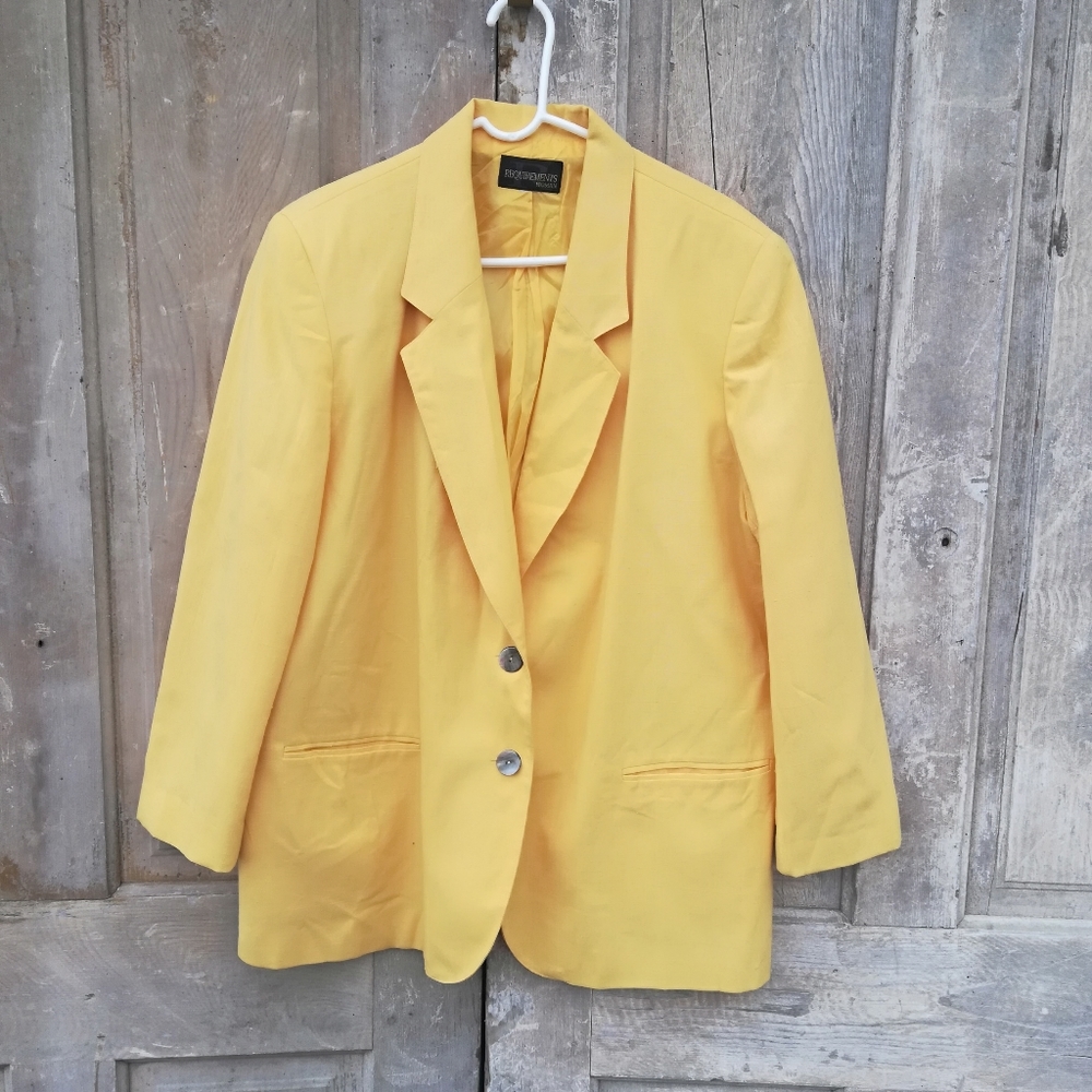 Yellow Oversized Blazer - Picture 4 of 6